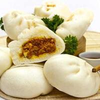bakpao-semakin-tenar-karena-fredrich-yunadi