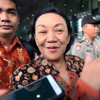 mantan-sekjen-kemendagri-diperiksa-kpk