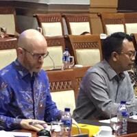 di-depan-anggota-komisi-1-dpr-facebook-klarifikasi-kebocoran-data-pengguna