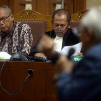 dokter-bimanesh-bersaksi-di-sidang-fredrich