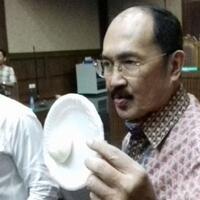 jaksa-dan-fredrich-yunadi-berdebat-soal-penyidik-kpk-desersi-polri