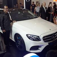 mercedes-benz-pamerkan-merek-mobil-listrik-di-iims-2018