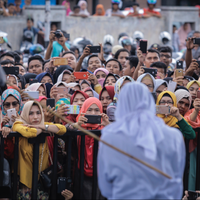 aceh-lashes-unwed-couplesprostitutes-in-what-could-be-the-prov-s-last-public-caning