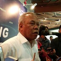 menterinya-jokowi-ikut-ketularan-beli-motor-chooper