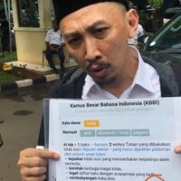 diminta-laporkan-balik-abu-janda-rocky-gerung-saya-gak-mungkin-melaporkan-tempurung