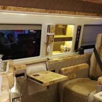 baze-hadirkan-kemewahan-kapal-pesiar-di-kabin-mercedes-benz-sprinter-a2