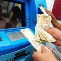 terjadi-di-india-mesin-atm-terkuras-sampai-kehabisan-uang