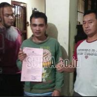 pelaku-penggelapan-uang-koperasi-bersembunyi-di-balik-lemari-pakaian