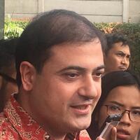 sam-aliano-sebut-kubu-jokowi-maupun-kubu-prabowo-khawatir-dengar-dirinya-maju-capres