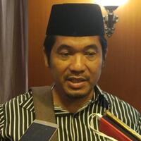 ray-rangkuti-perang-tagar-masih-sebatas-penggantian-jokowi-sebagai-presiden