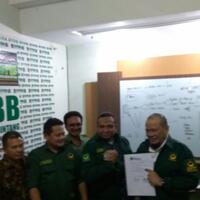 resmi-gabung-pbb-la-nyalla-ditugaskan-dulang-suara-di-jawa-timur