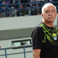 peran-penting-mario-gomez-untuk-tiga-hasil-manis-persib-bandung