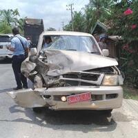 mobil-bawa-dua-narapidana-tabrak-motor-dua-pengendaranya-meninggal