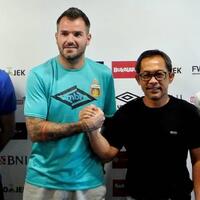 live-streaming-liga-1-2018-bhayangkara-fc-vs-persela-lamongan-pukul-1530-wib