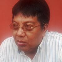 bos-persija-jakarta-dihujat-karena-komentar-tentang--botol-kosong