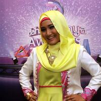 cari-harga-murah-fatin-shidqia-belanja-baju-bekas