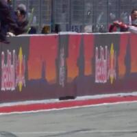 tiga-selebrasi-tak-biasa-marc-marquez-usai-menangi-gp-americas