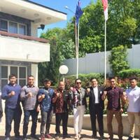 astari-rasyid-dubes-bulgaria-beri-perhatian-atlet-gulat-indonesia