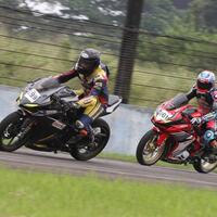 honda-wadahi-hasrat-balap-komunitas-honda-cbr-di-sentul