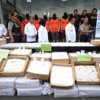 duh-hanya-dari-6-pengedar-polisi-amankan-5-juta-butir-pil-narkoba