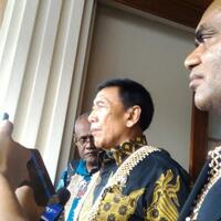 bertemu-dengan-dubes-dubes-kepulauan-solomon-wiranto-terima-laporan-terkait-papua