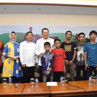 dpr-gelar-lomba-kritik-dpr-2018