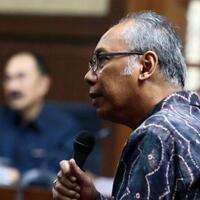 dokter-yang-tangani-novanto-di-rs-premier-beri-keterangan-di-sidang-bimanesh