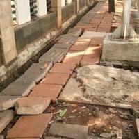 di-depan-tmp-kalibata-trotoar-dibangun-asal-asalan-warga-kecam-pemprov-dki