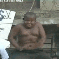 5-aksi-nyeleneh-para-musisi-diatas-panggung