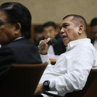 hakim-meyakini-chairuman-harahap-terlibat-dalam-ktp-el