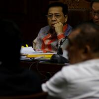 hakim-diminta-pertimbangkan-karier-politik-novanto