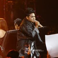 kepala-bnn-duet-dengan-judika-di-panggung-indonesian-idol-2018