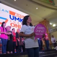 pemerintah-yakinkan-umkm-tidak-perlu-takut-jualan-produk-secara-online-di-marketplace