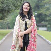 hamil-besar-foto-kahiyang-ayu-di-istana-bogor-cantik-dan-anggun