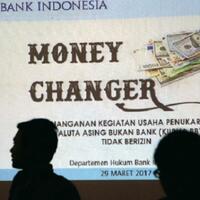 rupiah-makin-tak-berdaya-terhadap-dolar-as-darmin-nasution-don-t-worry