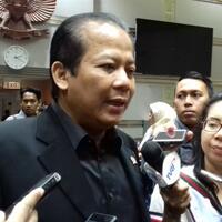 wakil-ketua-dpr-minta-revisi-uu-lalu-lintas-dipertimbangkan