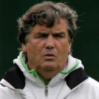 henri-michel-yang-bawa-prancis-raih-posisi-tiga-piala-dunia-1986-meninggal-dunia