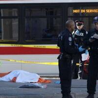 pria-tabrakkan-mobil-di-kerumunan-orang-di-kanada-10-orang-tewas