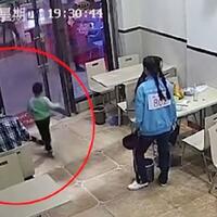 karena-rekaman-cctv-seorang-wanita-hamil-dikecam-netizen-hingga-ditahan-polisi