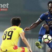 kabar-terbaru-michael-essien-pengakuan-soal-status-di-persib-bandung