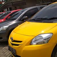 hindari-hal-berikut-demi-menjaga-cat-mobil-kesayangan