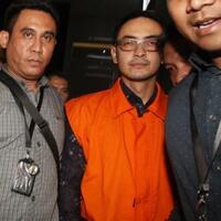 diabetes-zumi-zola-ajukan-izin-pengobatan-ke-kpk