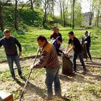 kerja-bakti-ala-kbri-di-kiev