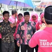 daftar-jadi-caleg-dpd-ri-ke-kpud-dki-sudarto-disambut-palang-pintu