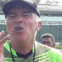 berkarier-di-indonesia-di-masa-tua-ini-beberapa-cobaan-yang-dialami-pelatih-persib