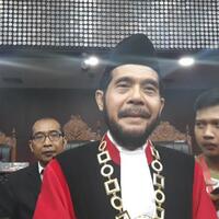 mk-tunggu-uji-materi-aturan-batas-jabatan-presiden-dan-wapres-dua-periode