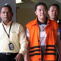 kpk-perpanjang-masa-penahanan-seluruh-tersangka-kasus-suap-kendari