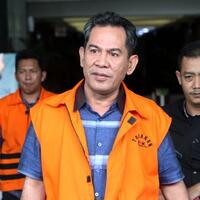 kpk-limpahkan-berkas-perkara-kasus-suap-bupati-hulu-sungai-tengah