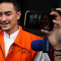 penyakit-diabetes-kambuh-zumi-zola-kini-sulit-melihat