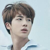 jin-bts-terbukti-pantas-dapat-gelar-pria-tertampan-di-dunia-ini-alasannya